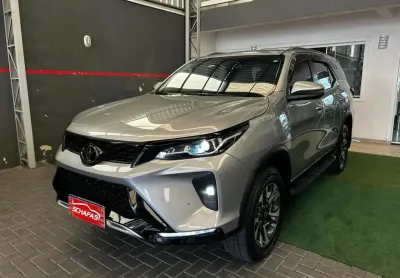 Toyota hilux swsrxa 4rd 2024
