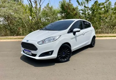 Ford fiesta hatch 1.6 16v 4p titanium flex