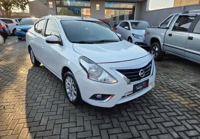 Nissan versa 16sv cvt 2020
