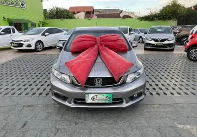 Civic lxr 2.0 automatico segundo dono baixissima km 