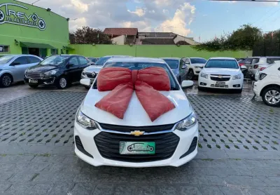 Onix hatch unico dono completo baixa km imcomparavel 