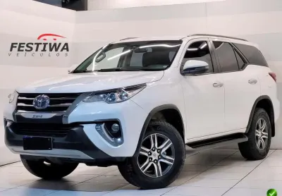 Toyota Hilux sw4 2017 2.7 sr 4x2 16v flex 4p automático