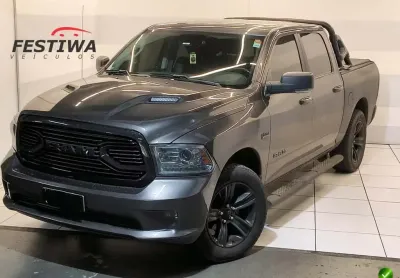 Ram Classic 2022 5.7 v8 gasolina laramie night edition cd 4x4 automático