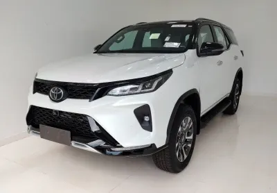 Toyota Hilux Sw4 Diamond 2.8 D4d Tbodie 7lug 4x4 Aut.okm2024