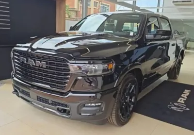 Ram nigth edition 1500 3.0 hurri v6 biturbo gas 4x4 2025