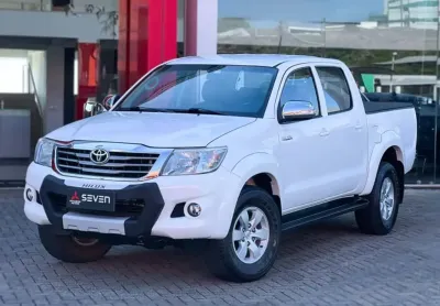 Toyota hilux 2.7 srv 4x2 cd 16v flex 4p automático