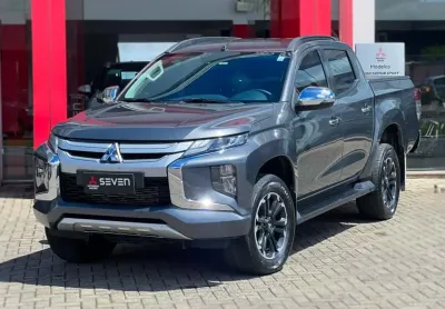 Mitsubishi l200 triton 2.4 16v turbo diesel sport hpe cd 4p 4x4 automático