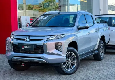 Mitsubishi l200 triton 2.4 16v turbo diesel sport hpe-s cd 4p 4x4 automático