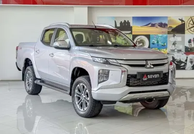 Mitsubishi L200 TRITON 2.4 16V TURBO DIESEL SPORT HPE-S CD 4P 4X4 AUTOMÁTICO