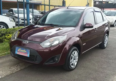 Ford fiesta sedan  (class) 1.6  completo 4 portas, veiculo impecável muito bem cuidado!! 