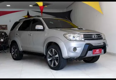 Toyota hilux sw4 srv d4-d 4x4 3.0 tdi dies. aut