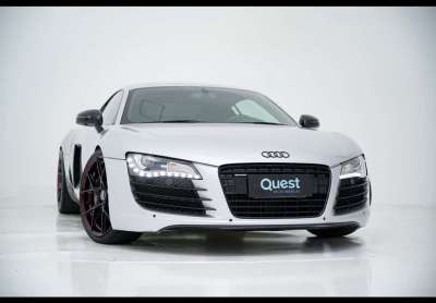 Audi r8 4.2 v8 426cv quattro r-tronic