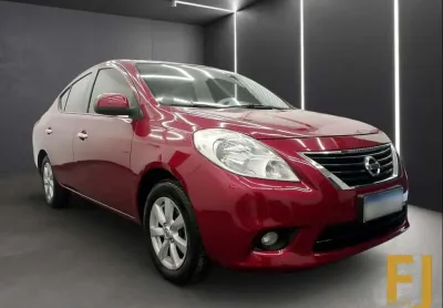 Nissan versa 16sl flex 2013