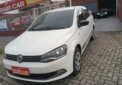 Voyage trandline 1.6 - carro completo, tem passsagem por leilão de financiamento, carro nunca batido