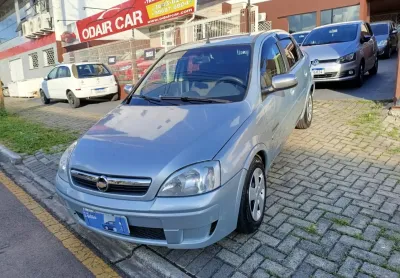 Corsa 1.4 - carro completo, revisado. Financio e parcelo no cartão de crédito