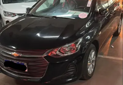 Chevrolet onix plus lt 1.0 flex mt