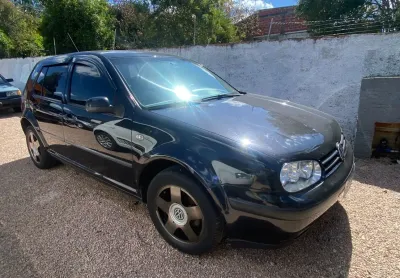 Volkswagen golf 1.6 mi 8v 2001/2002 – conforto, estilo e economia!