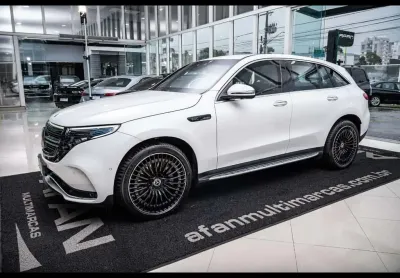 Mercedes-benz eqc400 amg line elétrico 408cv 4matic c/teto aut./2022 (blindado)