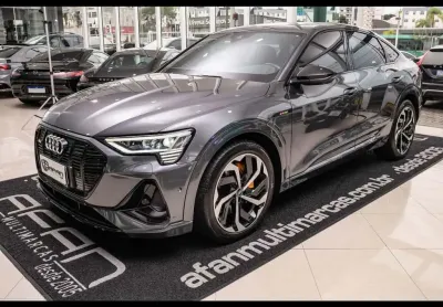 Audi e-tron sportback performance black 408cv quattro c/teto aut./2021