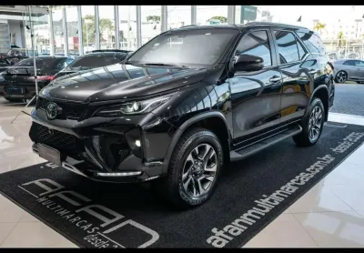 Toyota hilux sw4 srx platinum 2.8tdi 204cv 4wd aut./2024