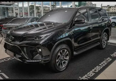 Toyota hilux sw4 srx platinum 2.8tdi 204cv 4wd aut./2025
