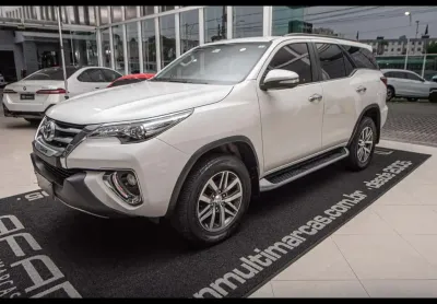 Toyota hilux sw4 srx 2.8tdi 177ccv 4wd aut./2017