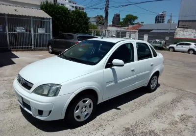 Corsa sedan 1.4 premium novo de andar