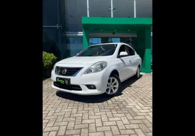 Nissan nissan versa 16sl flex 2013