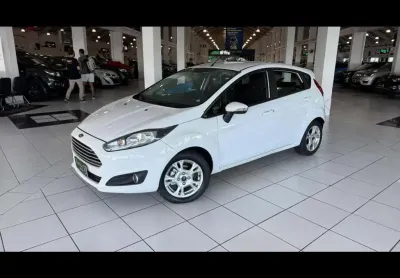 Ford fiesta 16sel at 2017