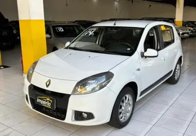 Renault sandero flex automático