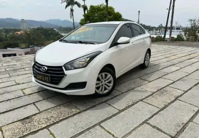 Hyundai hb20s 1.6a comf - branca - 2017/2018