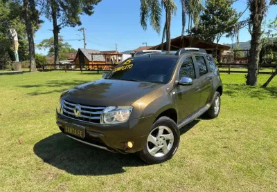 Renault Duster 1.6 Dynamique - Verde - 2014/2015