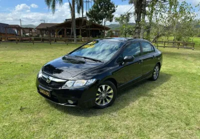 Honda civic 1.8 lxl - preta - 2011/2011