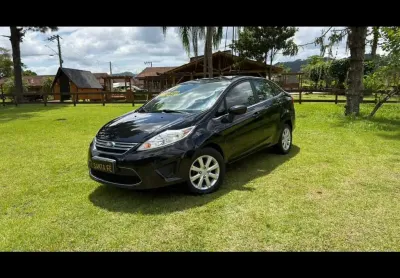 Ford Fiesta Sedan 1.6 SE - Preta - 2011/2011