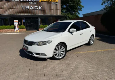 Cerato sx3 impecavel