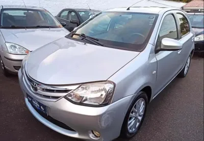 Toyota etios hb xls 2014