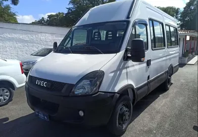 Iveco daily gran furgone 45s17 4p 2015