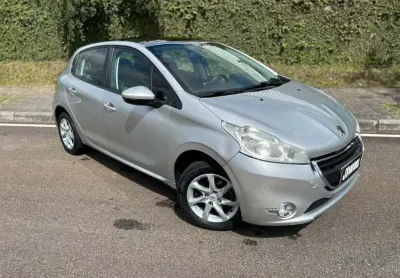 Peugeot 208 allure 2015