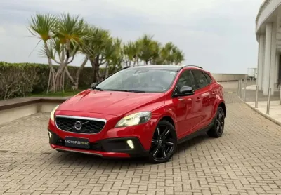 Volvo v40 2015 2.0 t5 cross country awd turbo gasolina 4p automático