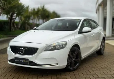 Volvo V40 2018 2.0 t4 kinetic gasolina 4p automático