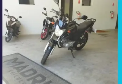 Yamaha fazer 150 ed 2014 p-ele, preta ... busão nem pensar !!!