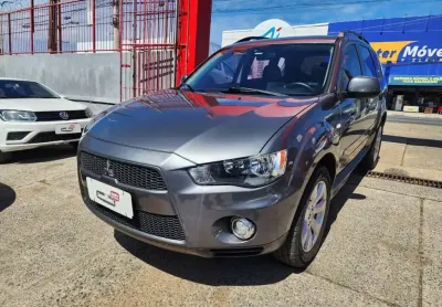 Mitsubishi outlander 2012 