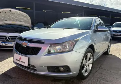Chevrolet cruze sedã lt 1.8 2012 – elegância, conforto e desempenho com dna global