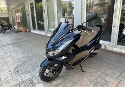 Honda Pcx 160 dlx 2025