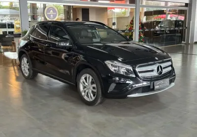 Mercedes-benz gla 200 200 advance 1.6/1.6 tb 16v flex aut.