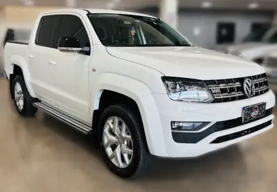 Amarok highline v6 3.0 4x4 - pneus novos - periciada - impecável