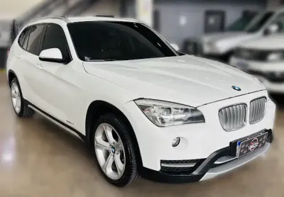 Bmw x1 sdrive 2.0 - interna caramelo - periciada - pneus novos - revisada