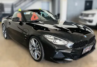 Bmw z4 2.0 twinpower turbo de 258 cv - conversivel - interna vermelha - periciada - pneus michelin n
