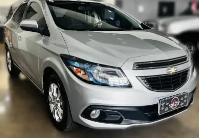 Prisma ltz 1.4 automatico - raridade - apenas 79mil km - revisado - periciado - rodas de liga leve