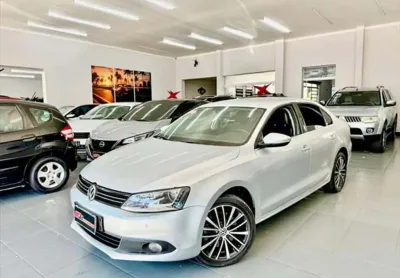 Volkswagen jetta 2.0 tsi highline 200cv - 2012/2013